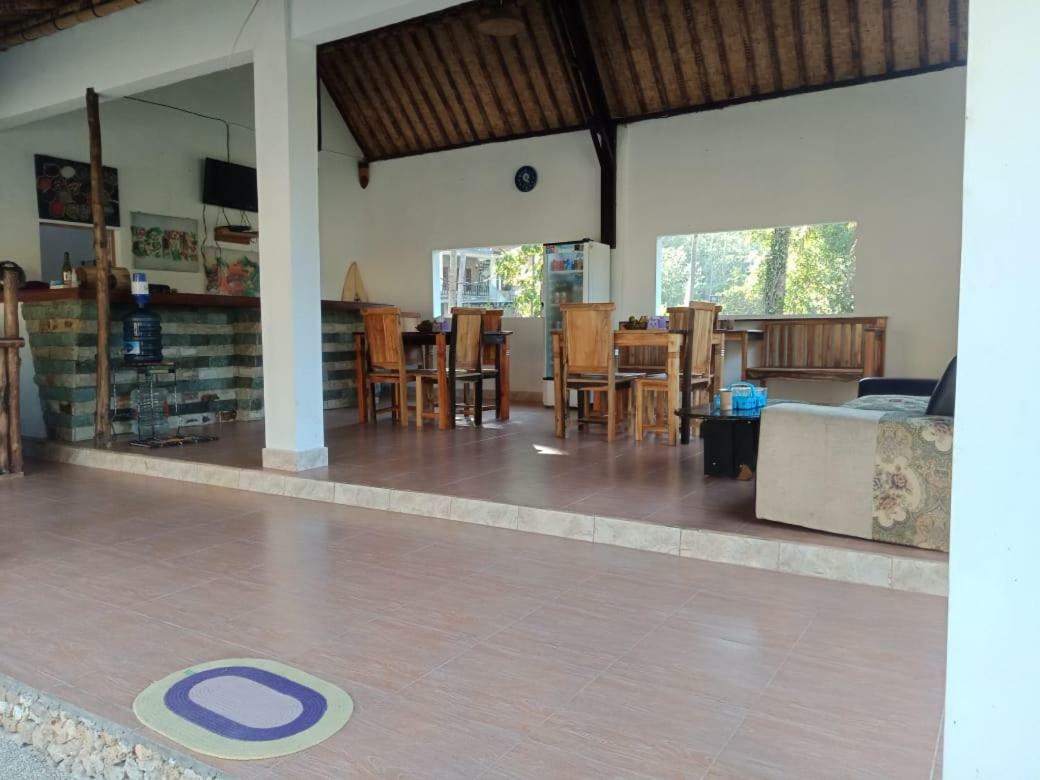 Hotel The Hamlet Kuta  Zewnętrze zdjęcie